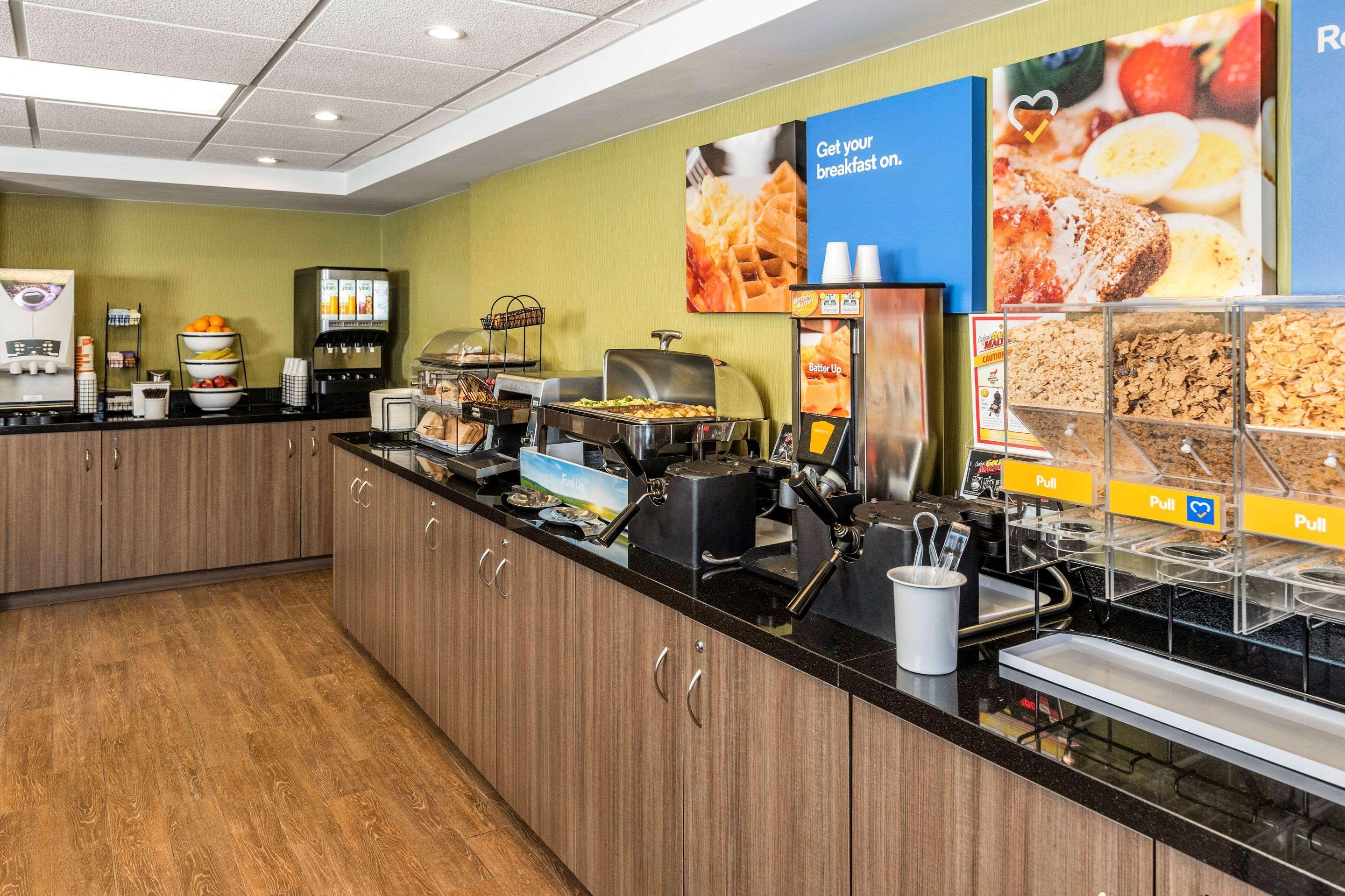 Comfort Inn Airport Γουίνιπεγκ Εξωτερικό φωτογραφία